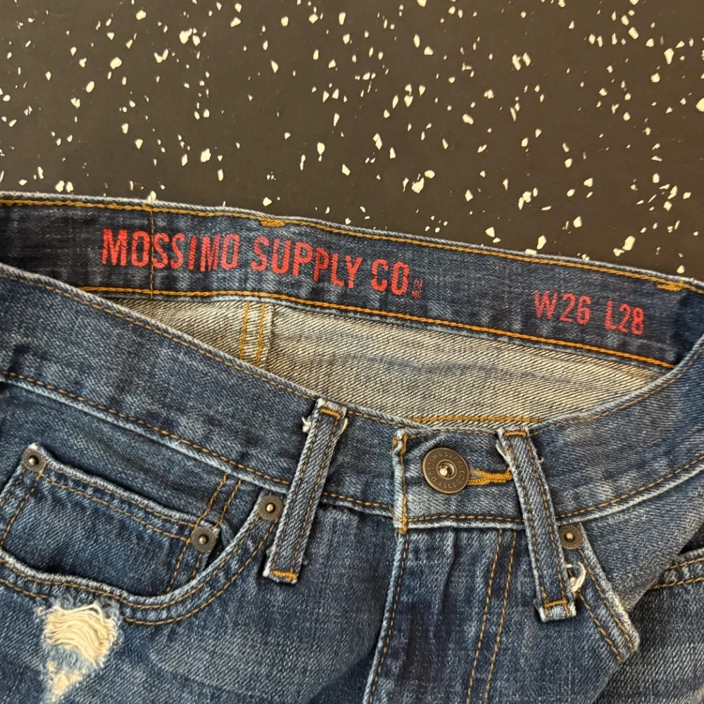 Mossimo Jeans - Picture 3 of 4